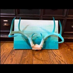 Ombré authentic deer art‎